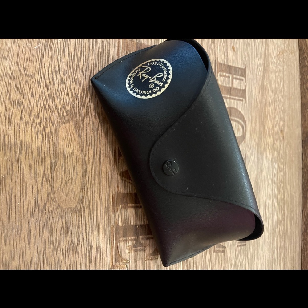 Sunglasses case